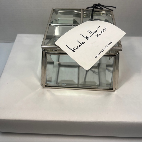Nicole Miller Home Glass Mirrored Trinket Jewelry Box 3.5x3.5 Lid / 4X4 Base NEW - Picture 3 of 10